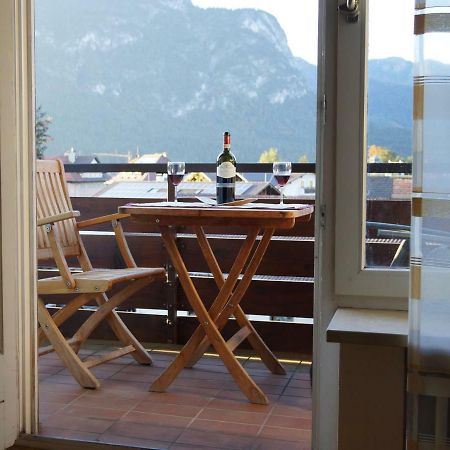 Sunny 1-Room Apartment Near Railway Station Garmisch-Partenkirchen Eksteriør bilde