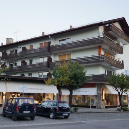 Sunny 1-Room Apartment Near Railway Station Garmisch-Partenkirchen Eksteriør bilde